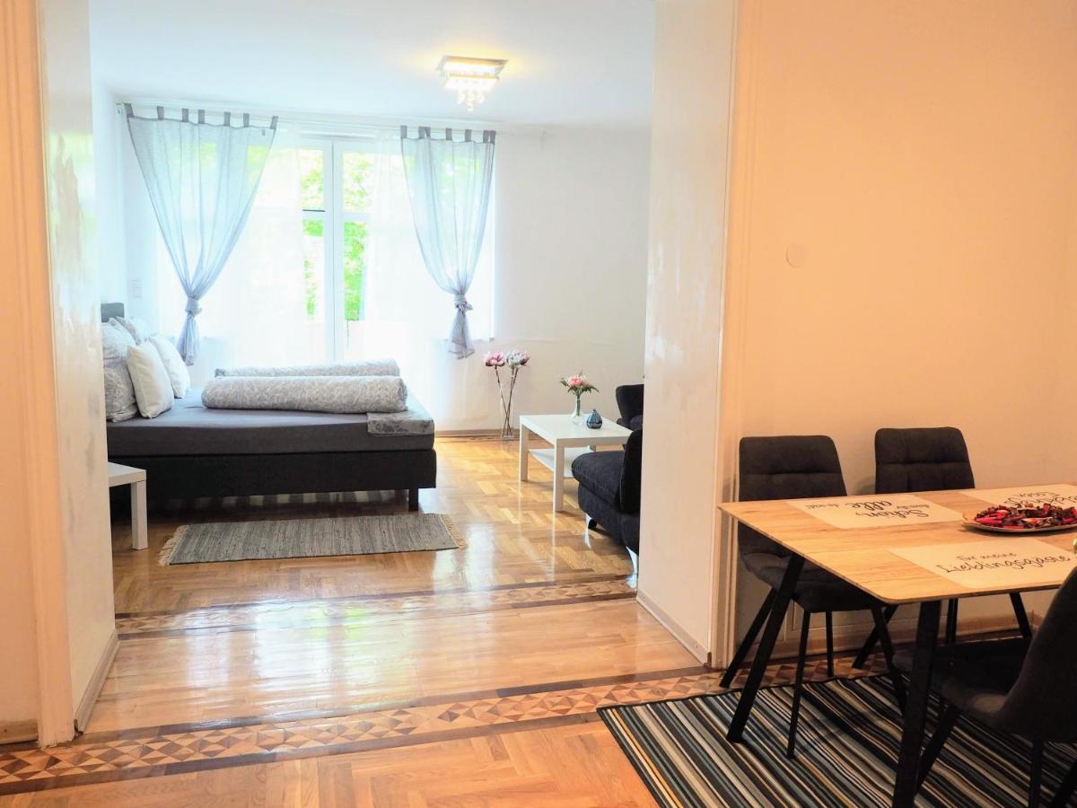 City Villa Schoenbrunn Apartments - Contactless 24H Check-In Wien Exteriör bild