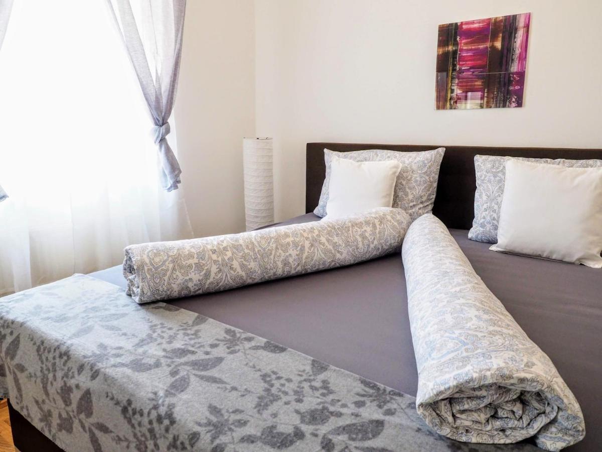 City Villa Schoenbrunn Apartments - Contactless 24H Check-In Wien Exteriör bild