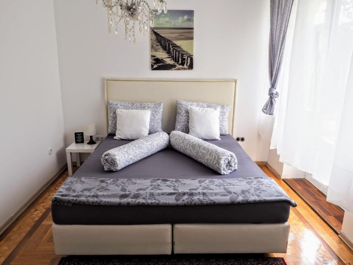 City Villa Schoenbrunn Apartments - Contactless 24H Check-In Wien Exteriör bild