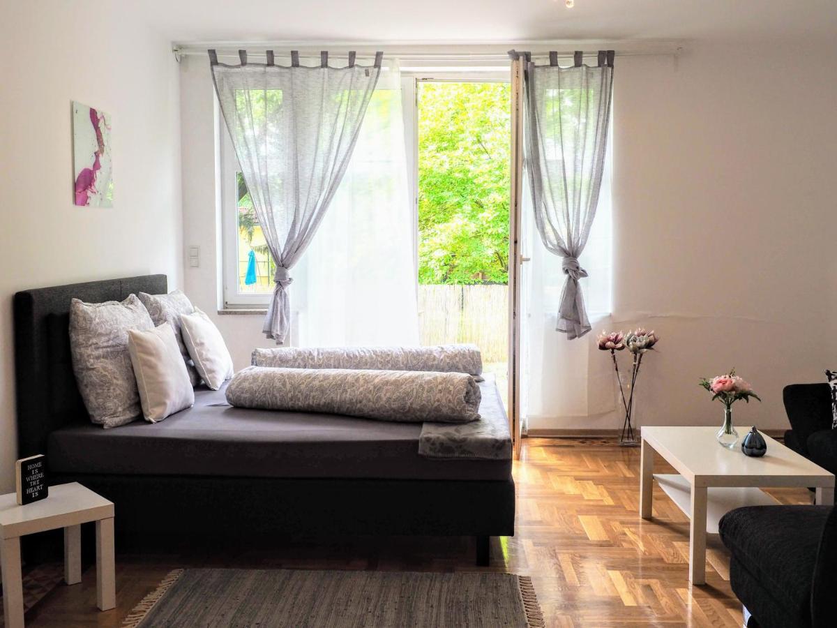 City Villa Schoenbrunn Apartments - Contactless 24H Check-In Wien Exteriör bild