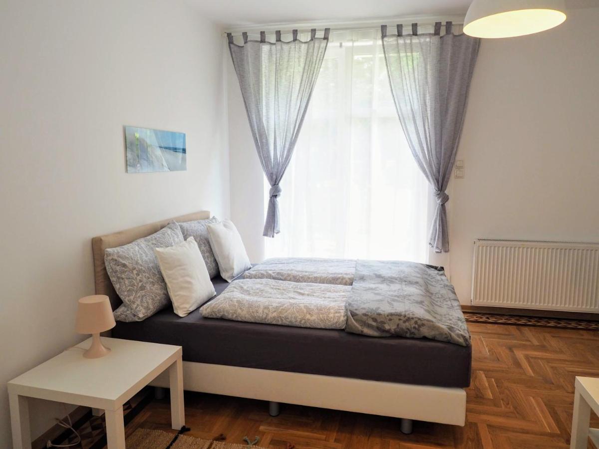 City Villa Schoenbrunn Apartments - Contactless 24H Check-In Wien Exteriör bild