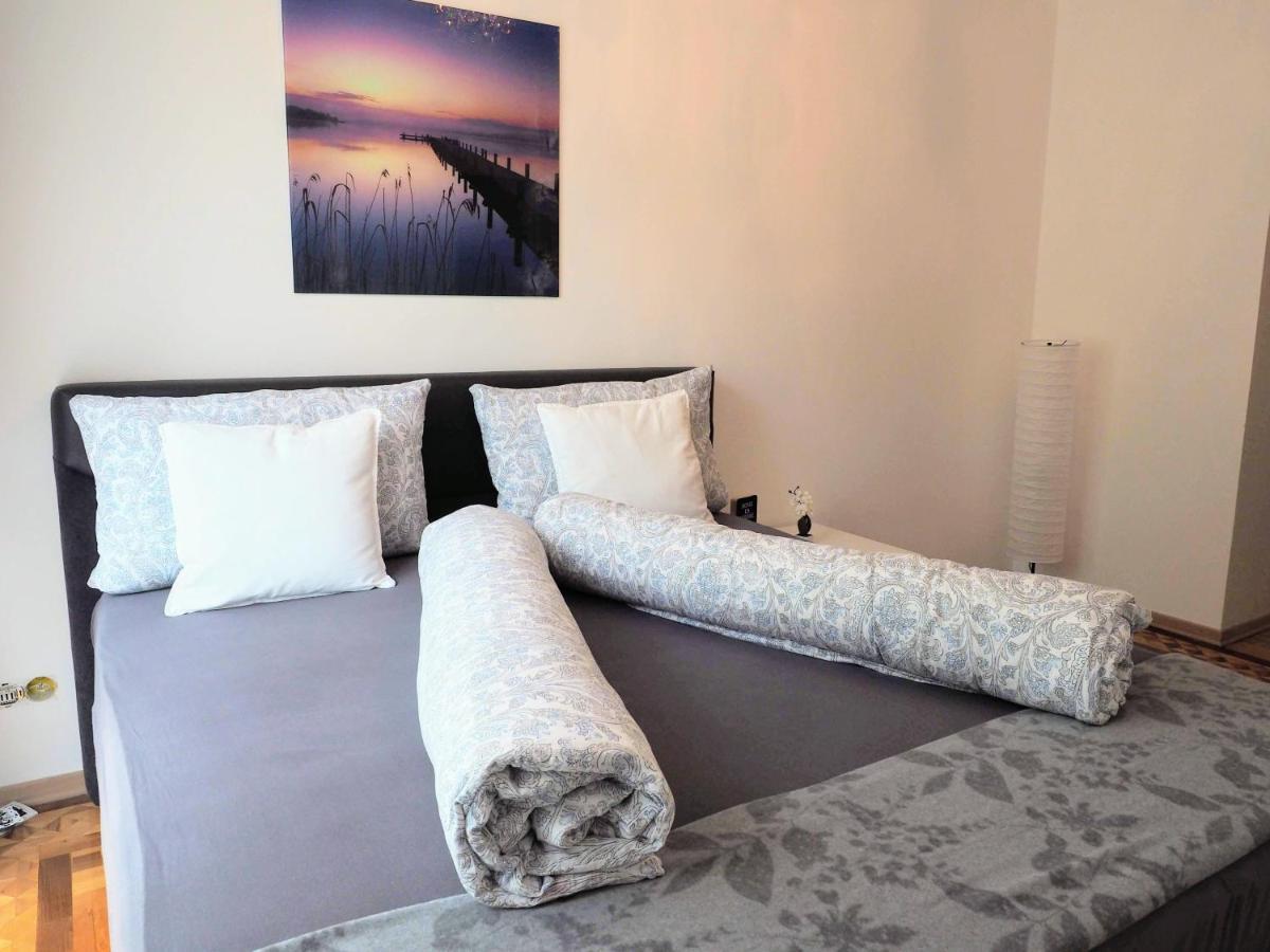 City Villa Schoenbrunn Apartments - Contactless 24H Check-In Wien Exteriör bild