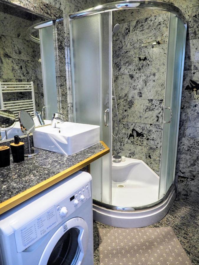 City Villa Schoenbrunn Apartments - Contactless 24H Check-In Wien Exteriör bild